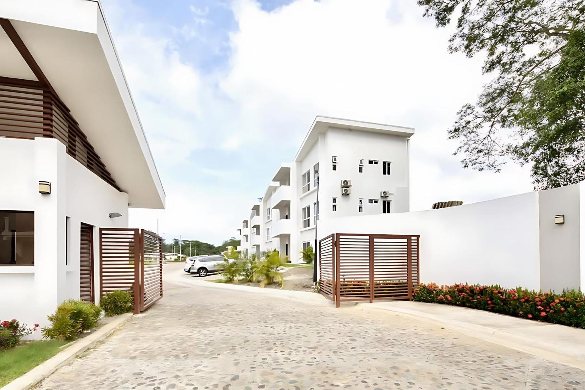 Modern 2Br Condo - Minutes From Jaco Beach - Prime Location Exterior foto